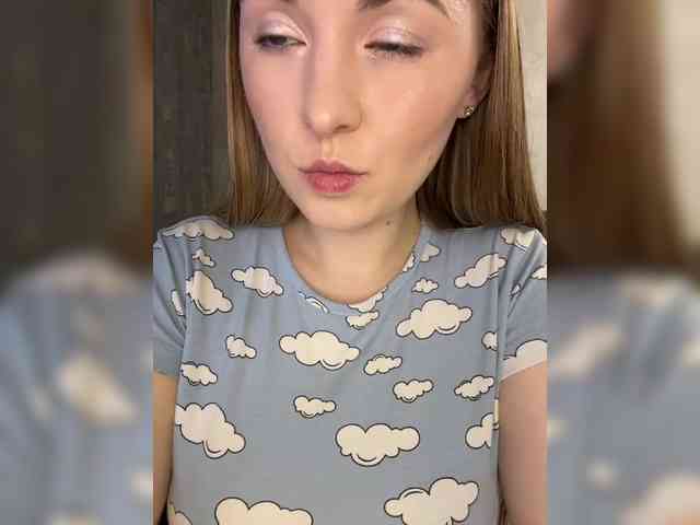 AlinaRay webcam
