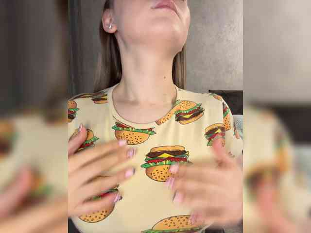 AlinaRay webcam