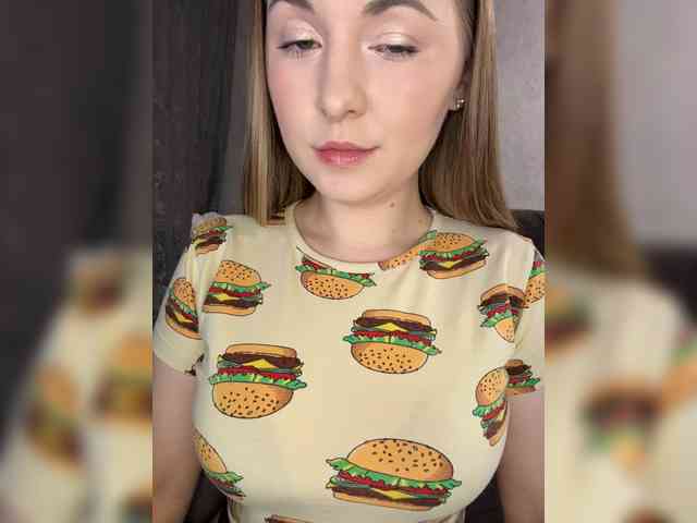 AlinaRay webcam