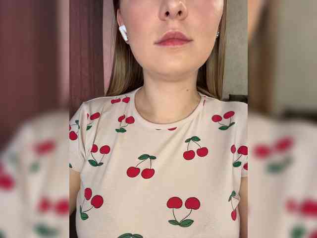 AlinaRay webcam
