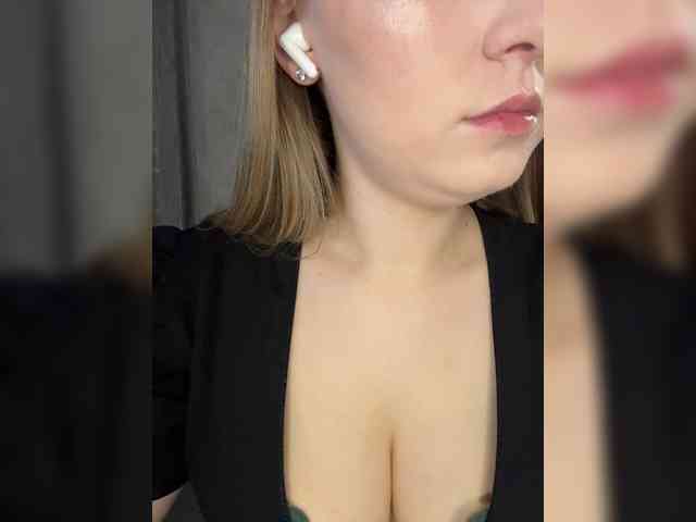 -Dirty-Bitch Sex Cam Show