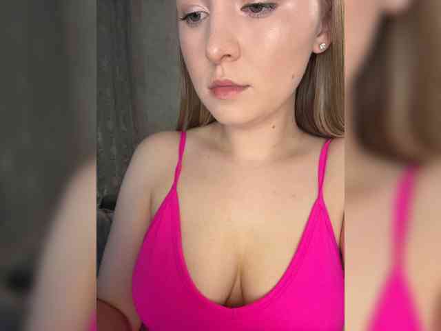 AlinaRay webcam