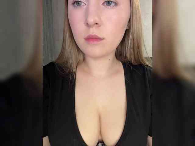 AlinaRay webcam