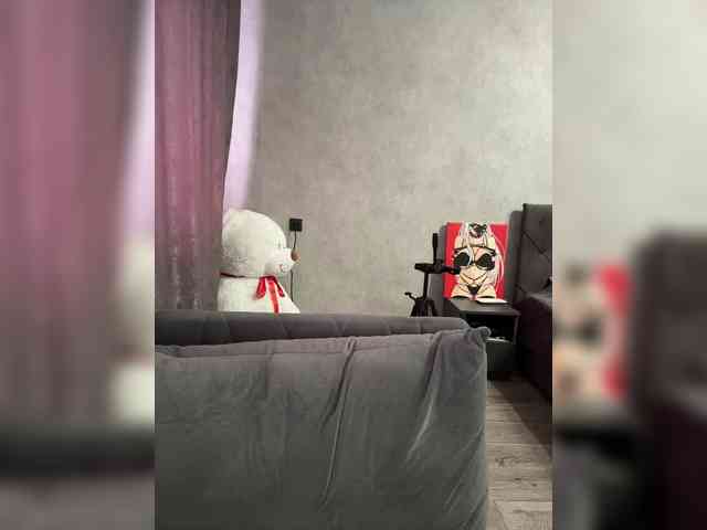 AlinaRay webcam
