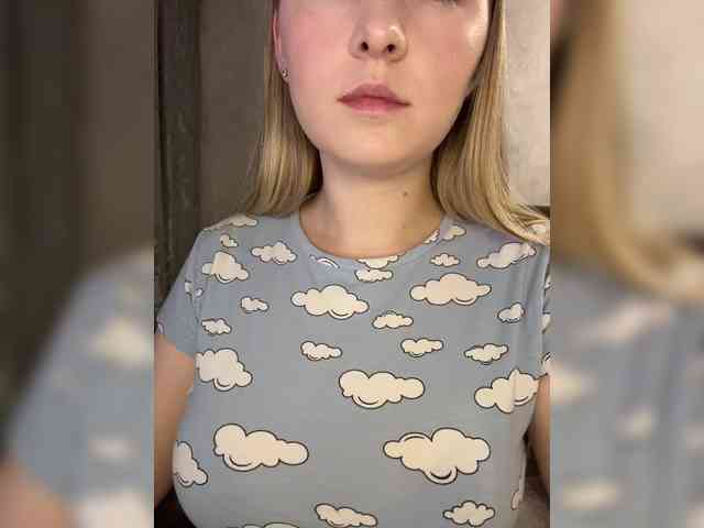 AlinaRay webcam