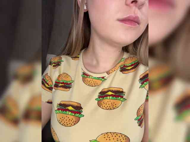 AlinaRay webcam
