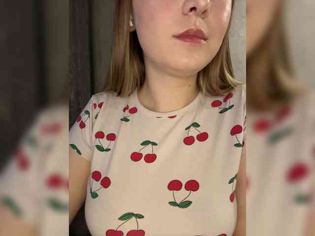 AlinaRay webcam