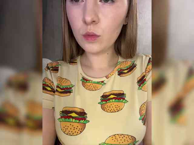 AlinaRay webcam