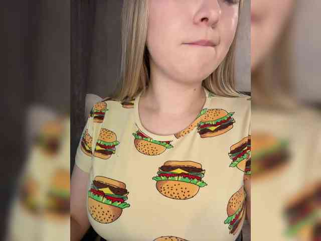 AlinaRay webcam