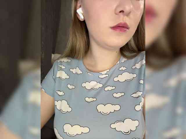 AlinaRay webcam