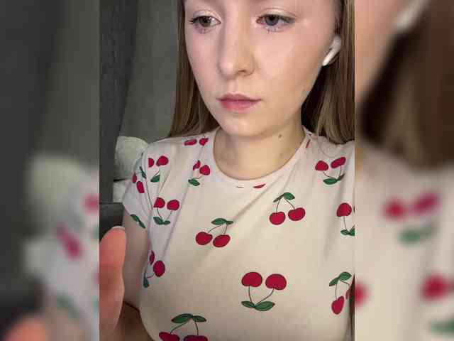 AlinaRay webcam