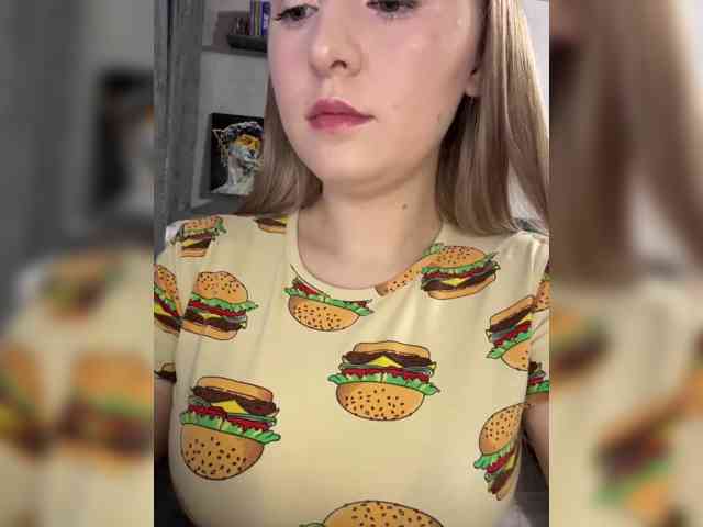 AlinaRay webcam