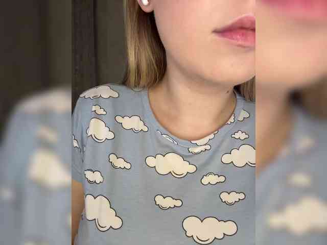 AlinaRay webcam