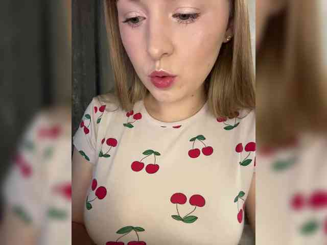 -Dirty-Bitch Sex Cam Show
