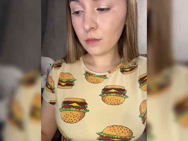 AlinaRay webcam