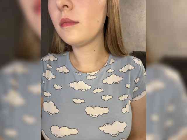 AlinaRay webcam