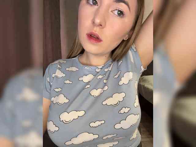 AlinaRay webcam