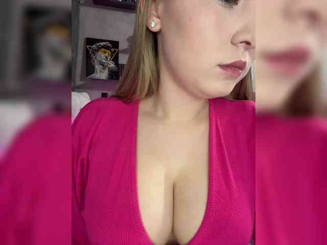 AlinaRay webcam