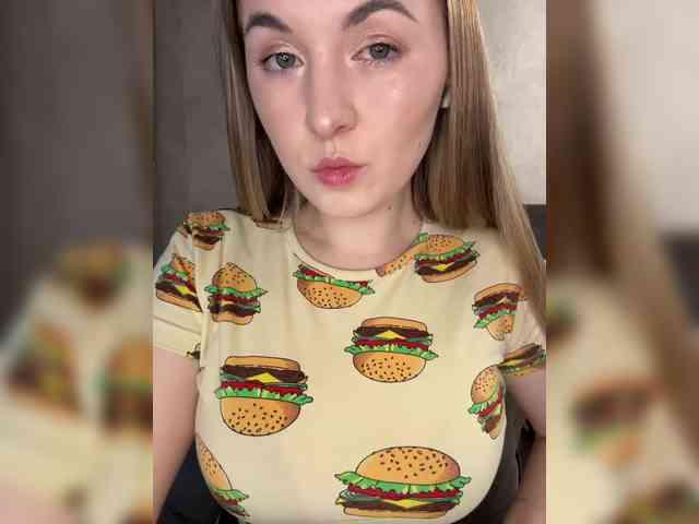 AlinaRay webcam