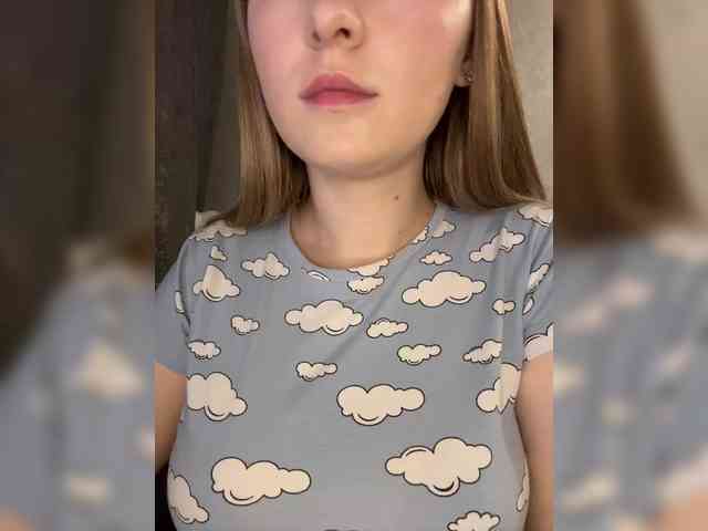 AlinaRay webcam