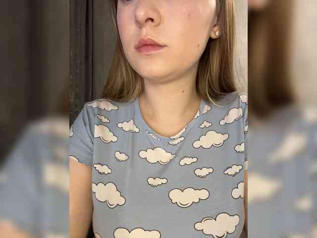 -Dirty-Bitch Sex Cam Show