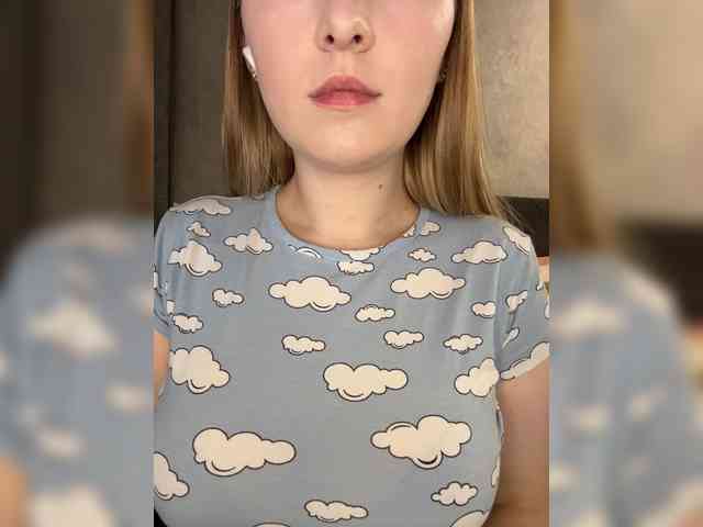 AlinaRay webcam