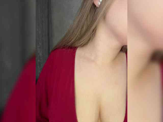 AlinaRay webcam