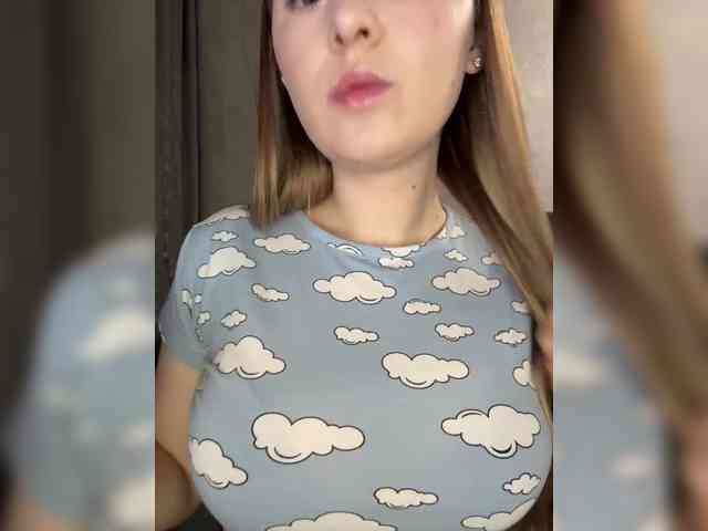 AlinaRay webcam