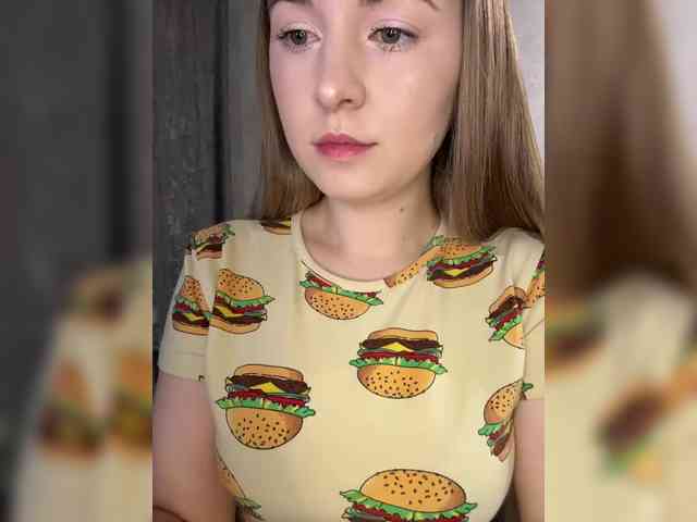 AlinaRay webcam