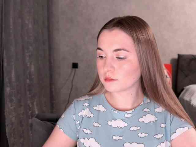 AlinaRay webcam