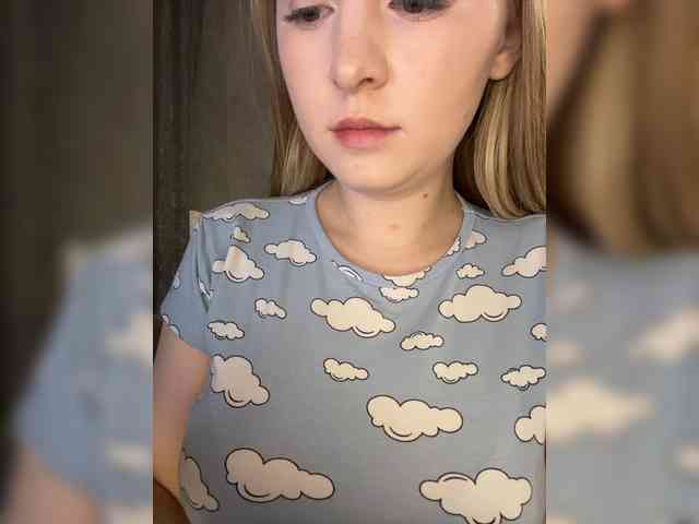 AlinaRay webcam