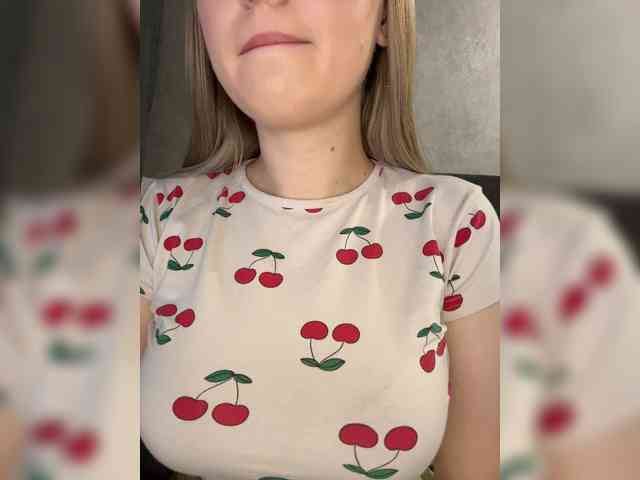 AlinaRay webcam