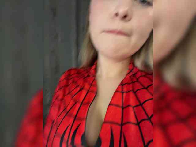 AlinaRay