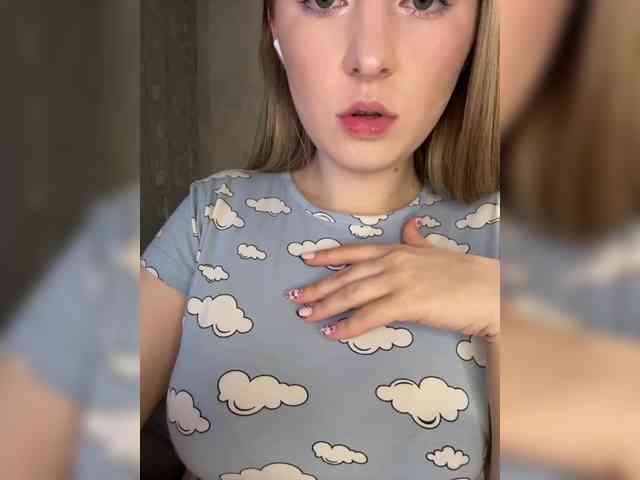AlinaRay webcam