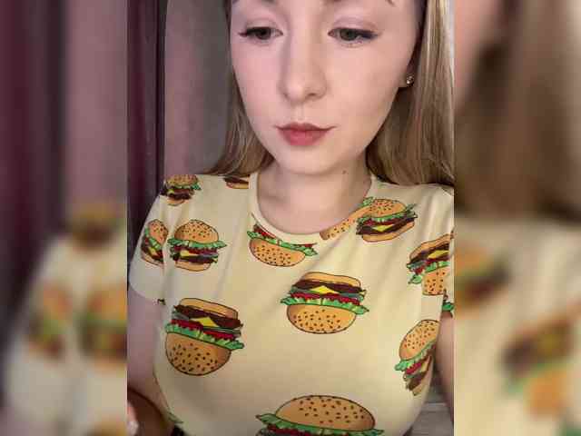 AlinaRay webcam