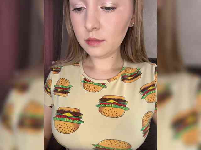 AlinaRay webcam