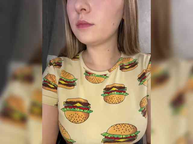 AlinaRay webcam