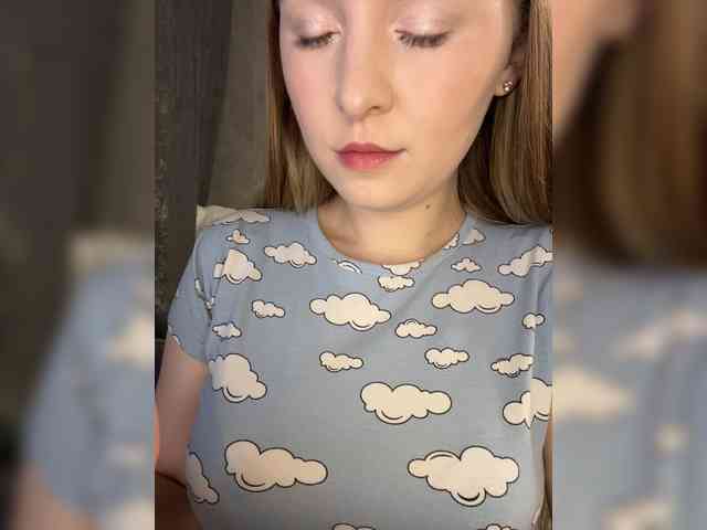 AlinaRay webcam