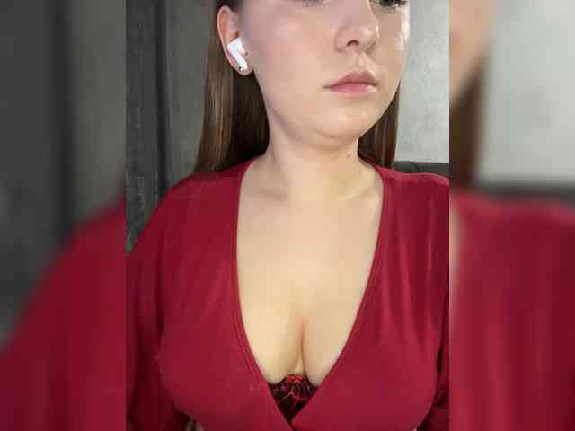 AlinaRay webcam