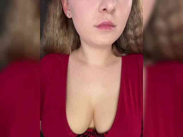 AlinaRay webcam
