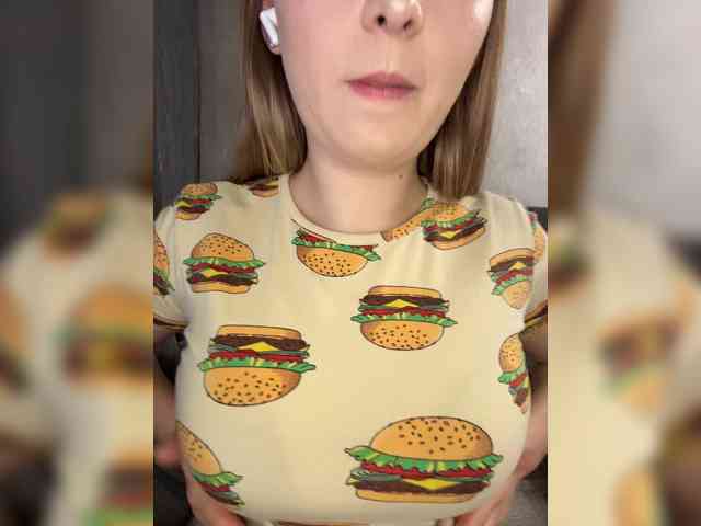 AlinaRay webcam