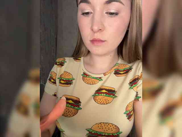 AlinaRay webcam