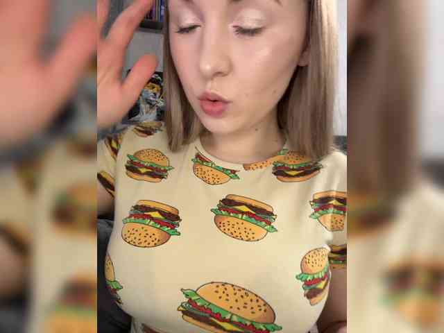 AlinaRay webcam