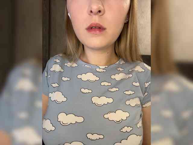 AlinaRay webcam