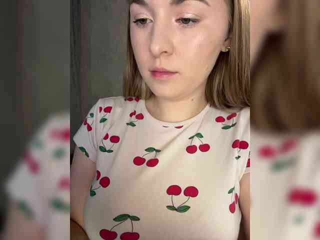 AlinaRay webcam