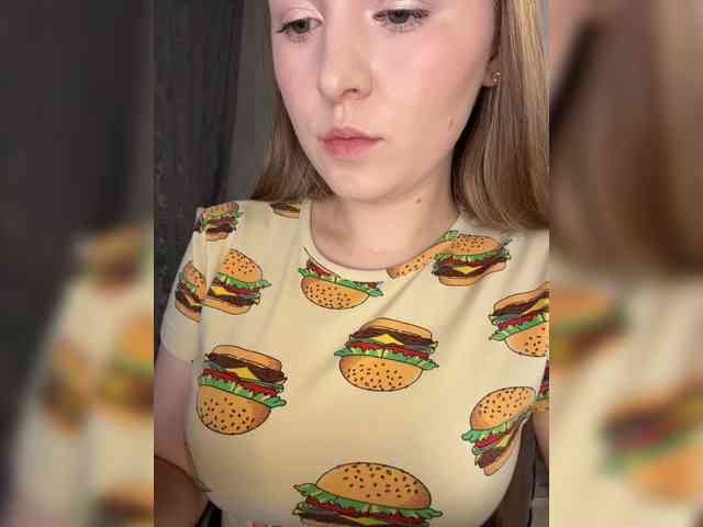 AlinaRay webcam