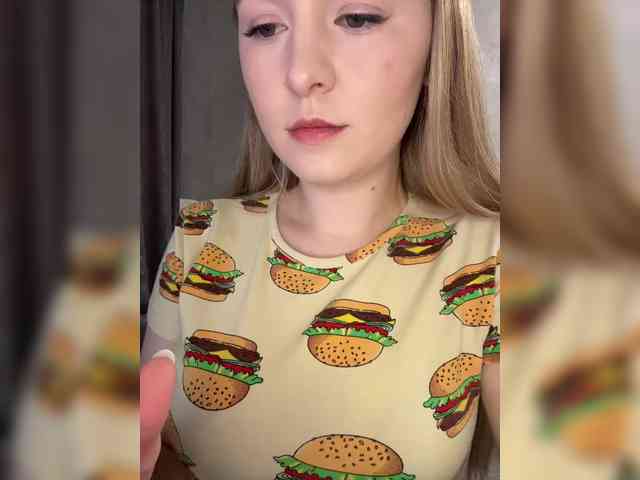AlinaRay webcam