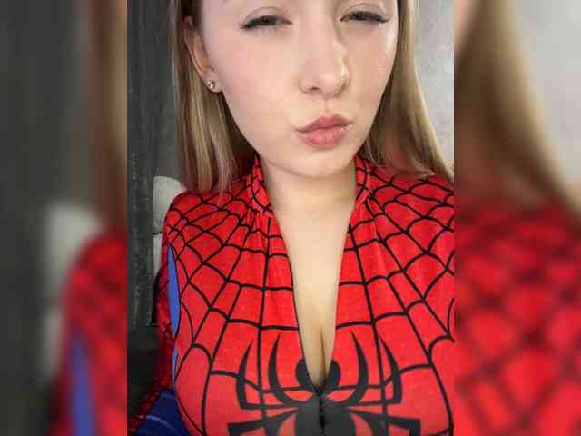 AlinaRay webcam