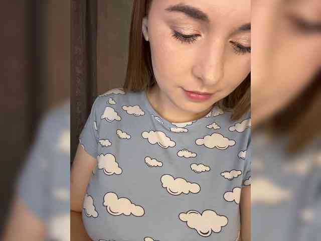 AlinaRay webcam