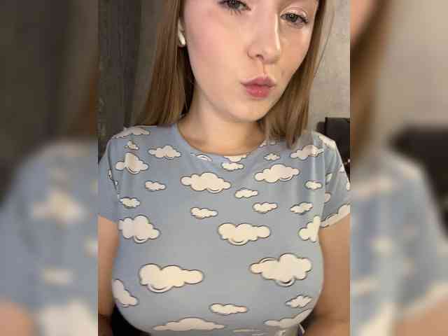 AlinaRay webcam